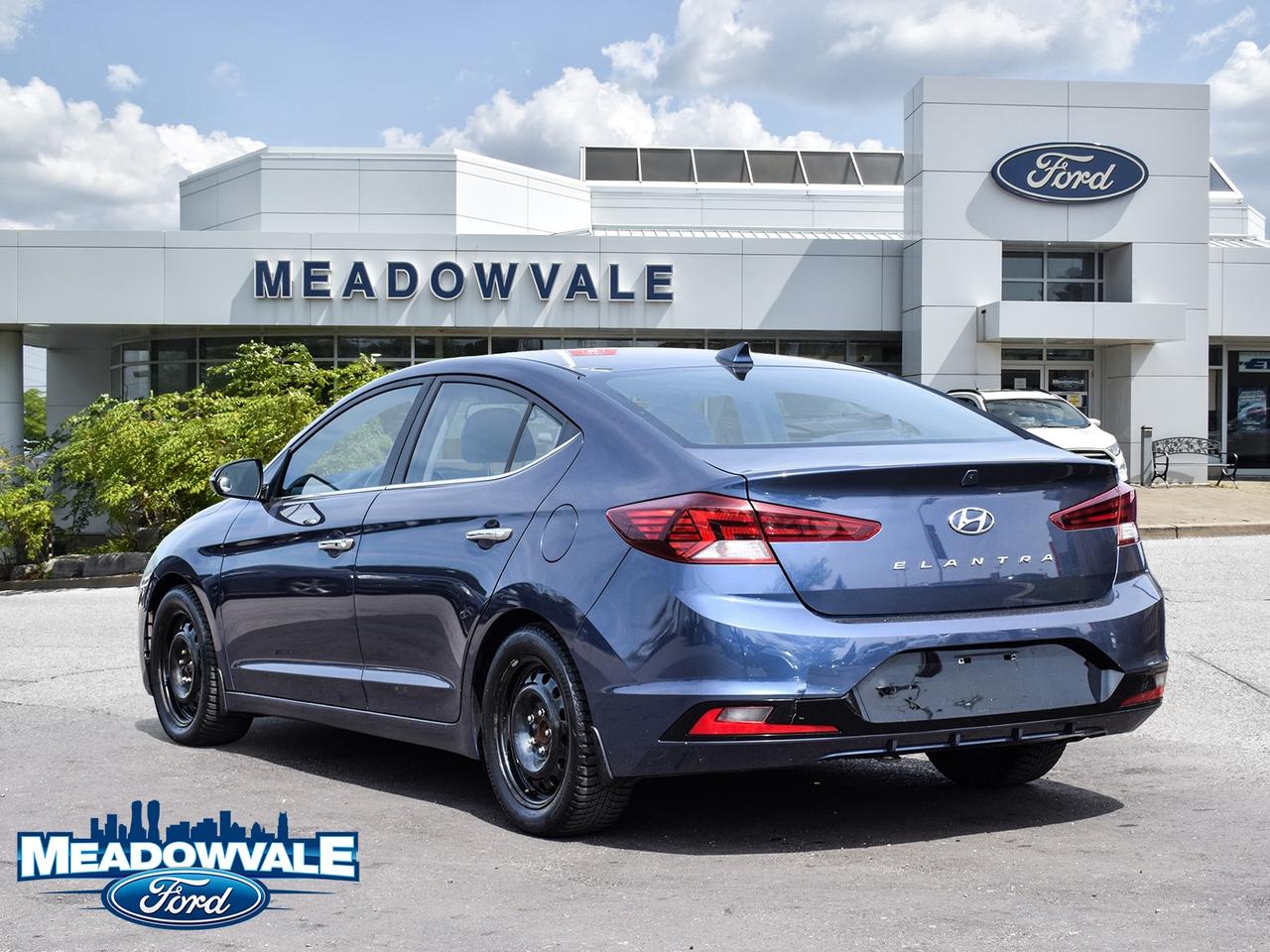 2019 Hyundai Elantra Luxury Photo