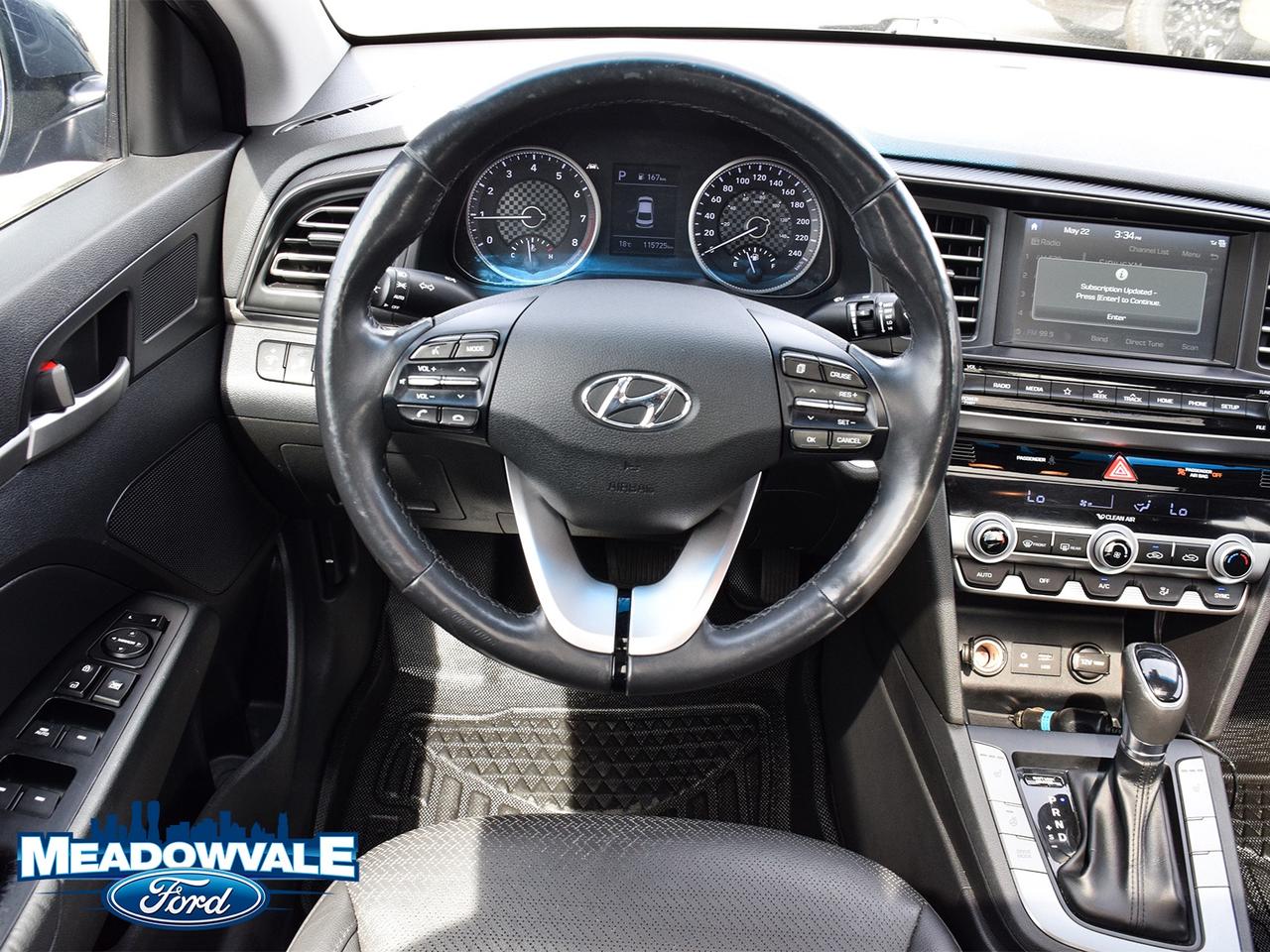2019 Hyundai Elantra Luxury Photo