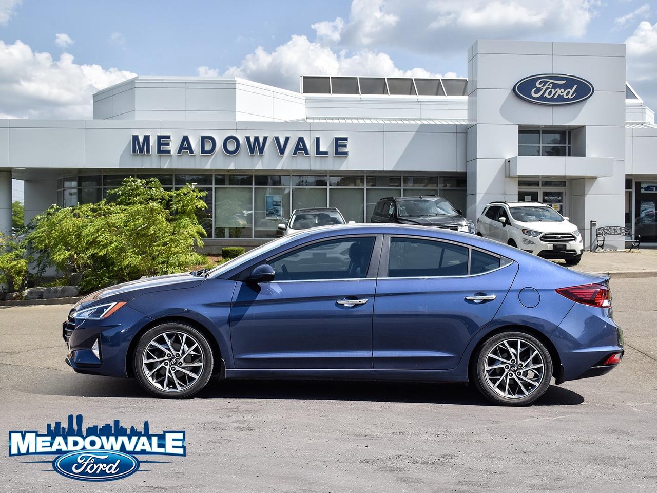 2019 Hyundai Elantra Luxury Photo2