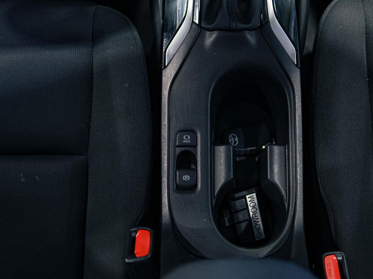 2025 Toyota Corolla LE | NO ACCIDENTS | BLIND SPOT | APP CONNECT Photo