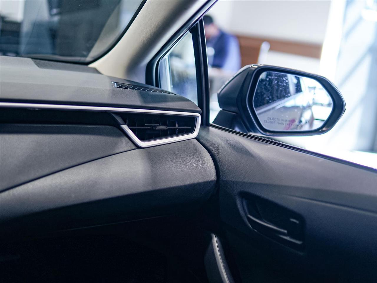 2025 Toyota Corolla LE | NO ACCIDENTS | BLIND SPOT | APP CONNECT Photo