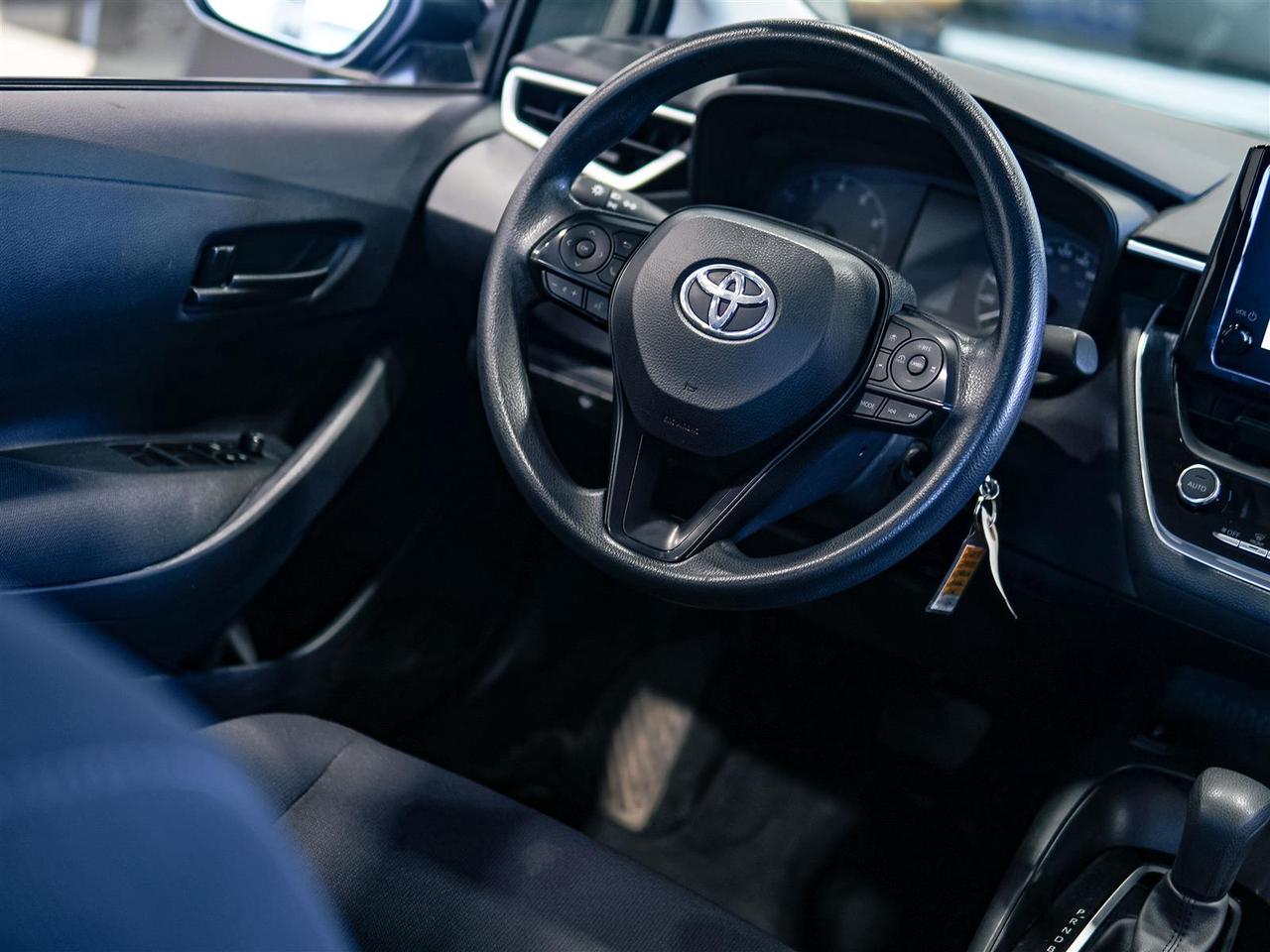2025 Toyota Corolla LE | NO ACCIDENTS | BLIND SPOT | APP CONNECT Photo