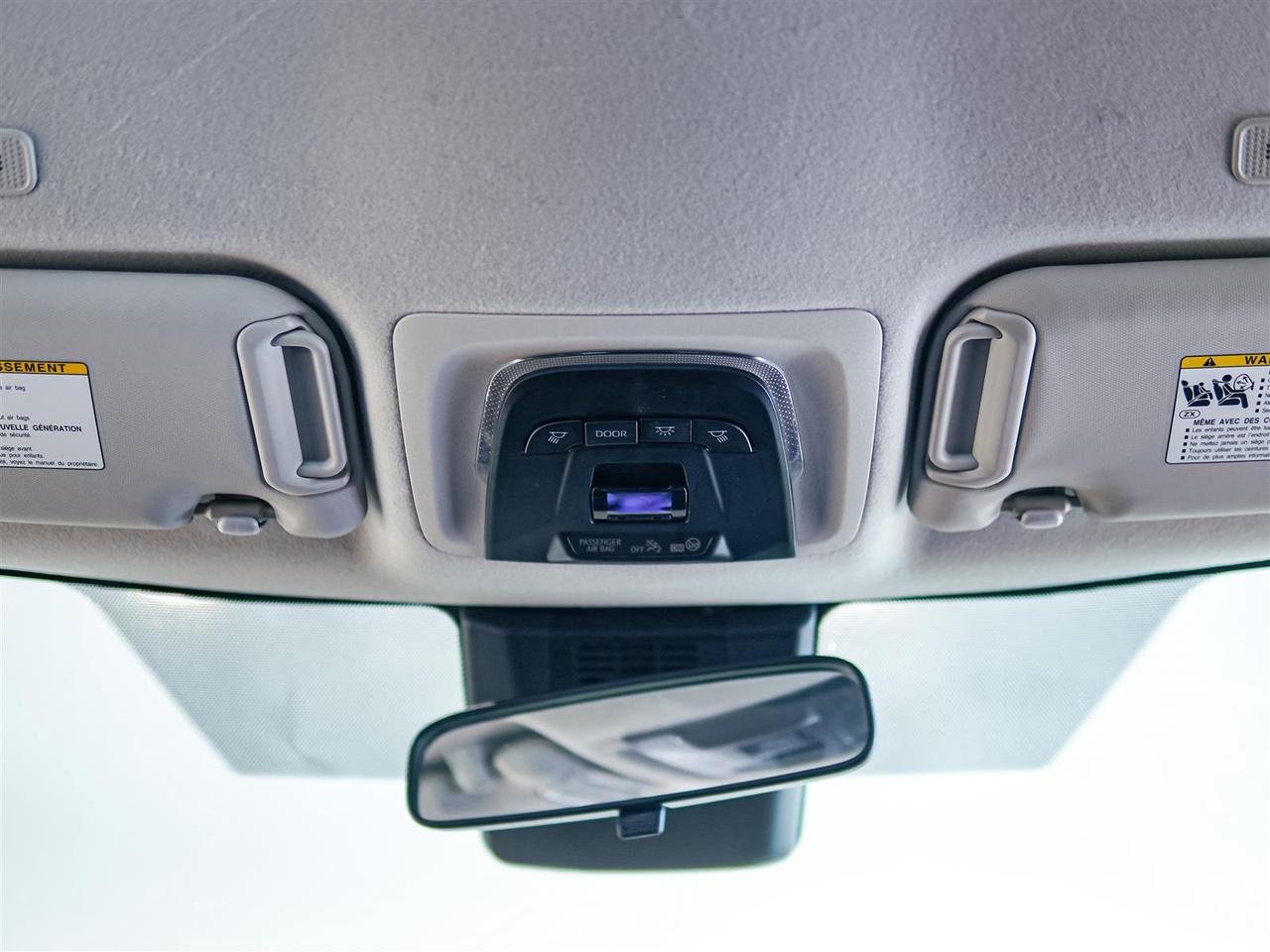 2025 Toyota Corolla LE | NO ACCIDENTS | BLIND SPOT | APP CONNECT Photo