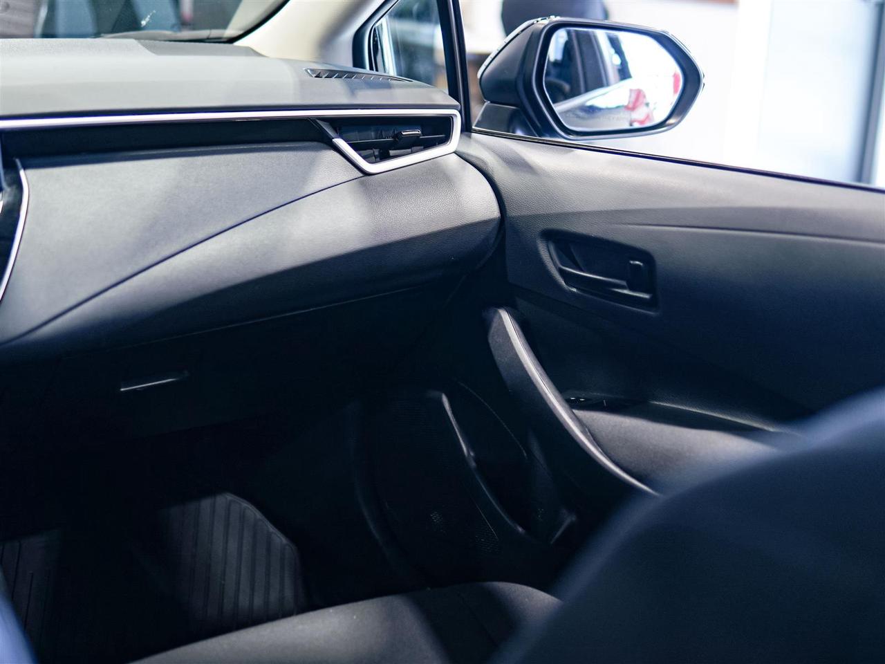 2023 Toyota Corolla LE | NO ACCIDENTS | BLIND SPOT | APP CONNECT Photo