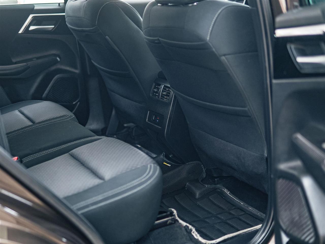 2023 Mitsubishi Outlander SE | AWD | NO ACCIDENTS | 7 PASS Photo