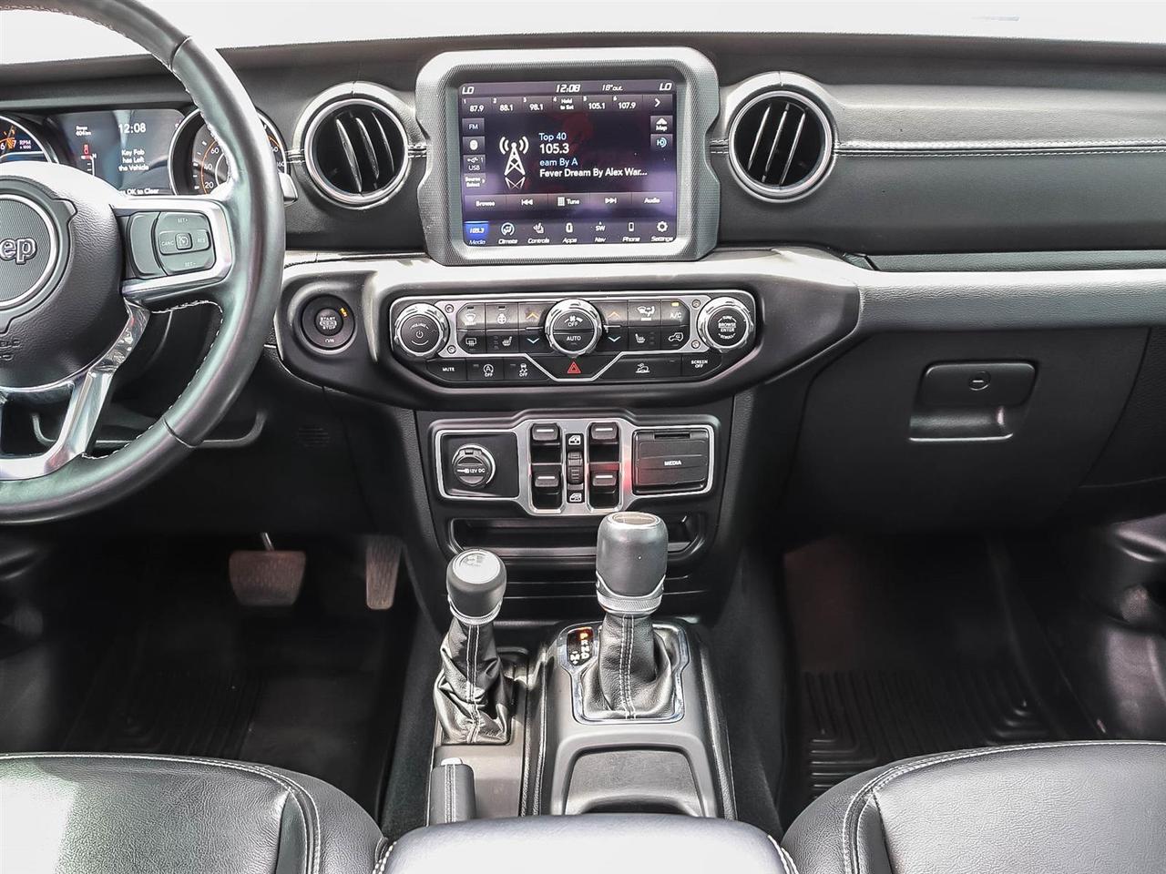 2021 Jeep Gladiator Overland Photo