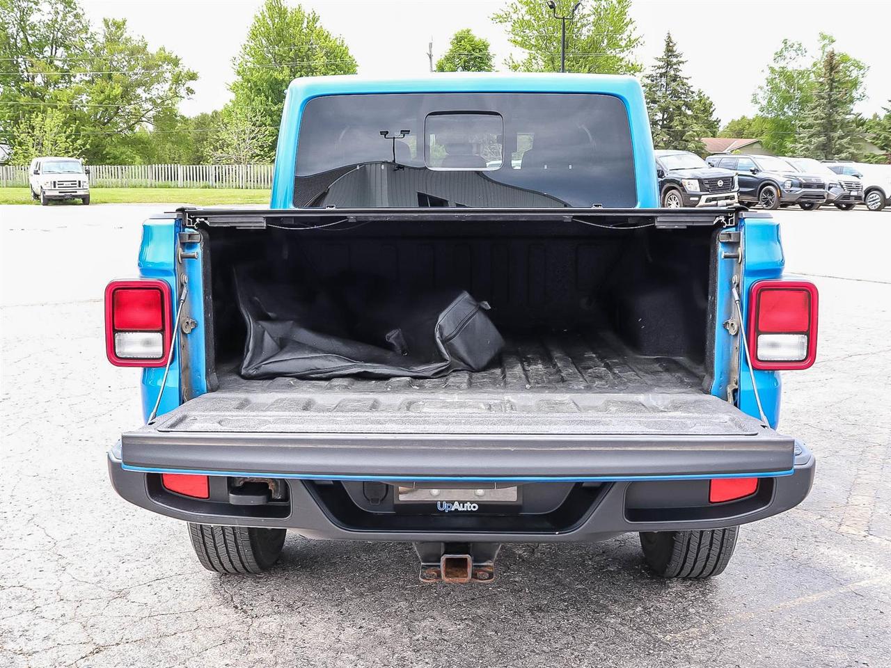 2021 Jeep Gladiator Overland Photo