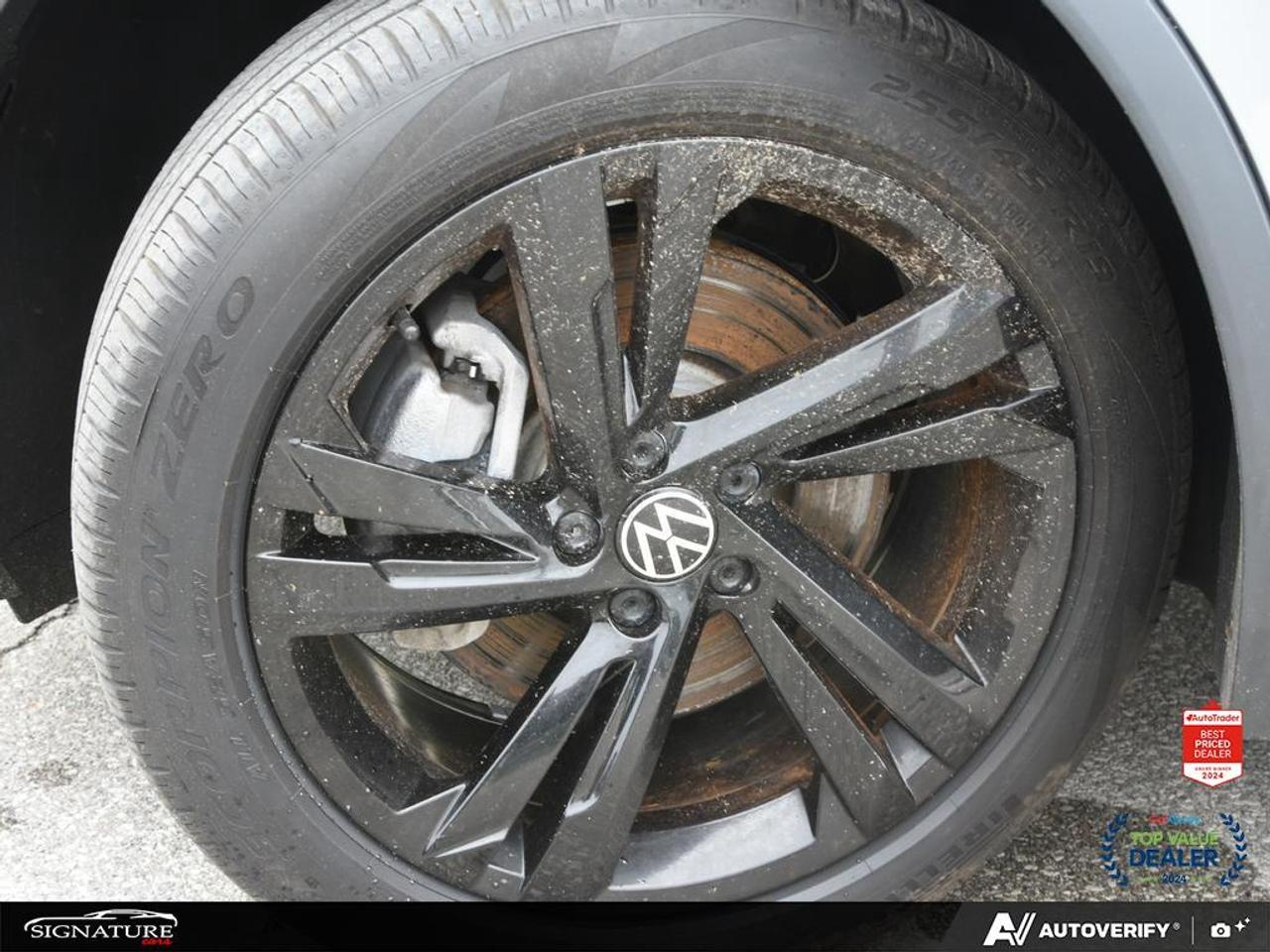 2024 Volkswagen Tiguan Comfortline R Line Black No Accident Panoroof Leat Photo
