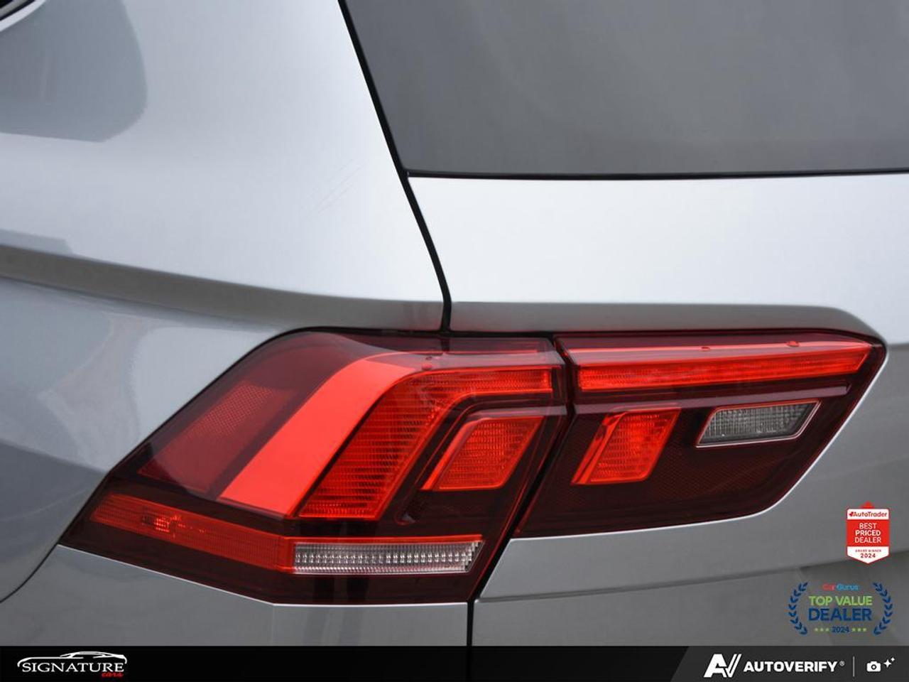 2024 Volkswagen Tiguan Comfortline R Line Black No Accident Panoroof Leat Photo