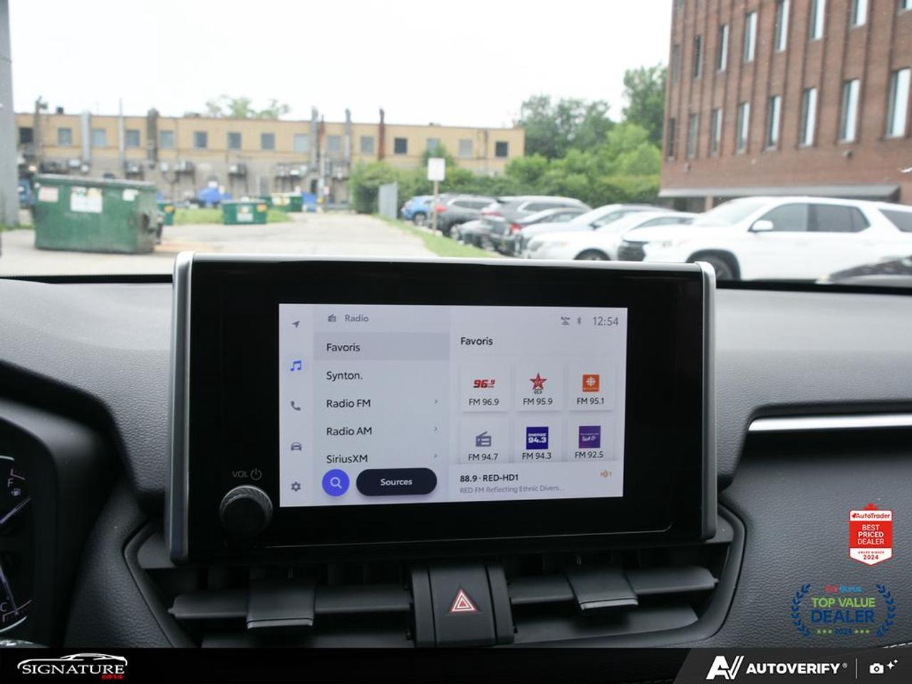 2024 Toyota RAV4 XLE AWD No Accident Sunroof Carplay BSM Photo
