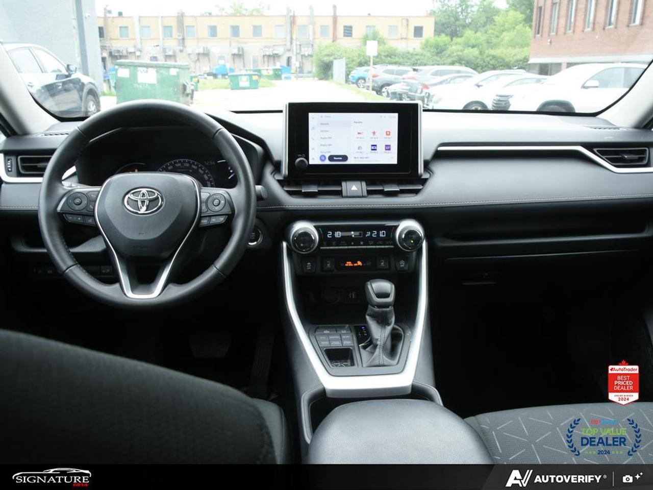 2024 Toyota RAV4 XLE AWD No Accident Sunroof Carplay BSM Photo