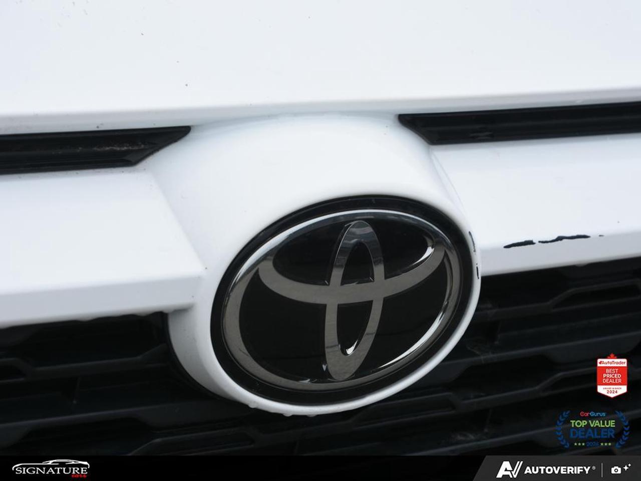 2024 Toyota RAV4 XLE AWD No Accident Sunroof Carplay BSM Photo