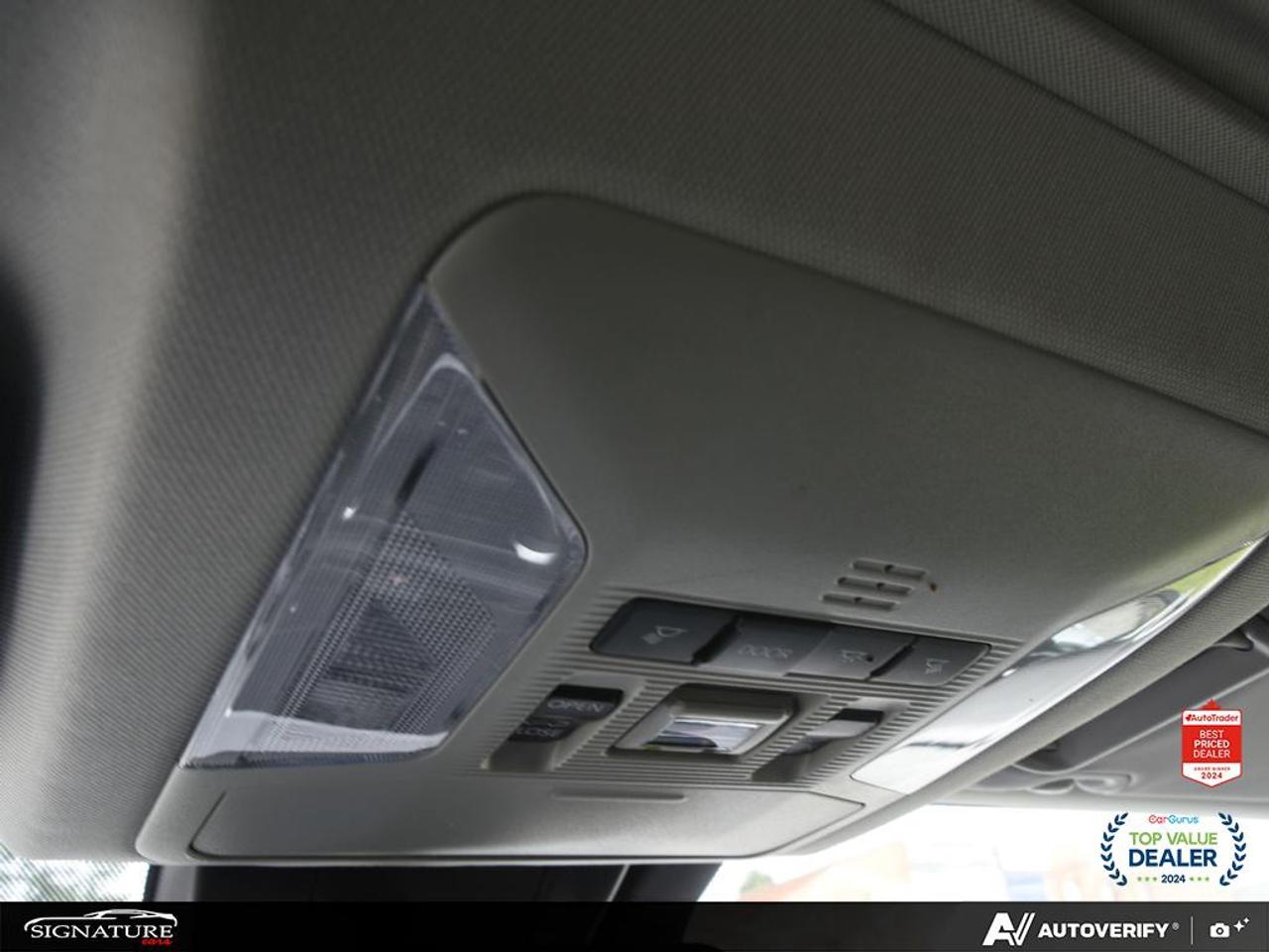 2024 Toyota RAV4 XLE AWD No Accident Sunroof Carplay BSM Photo
