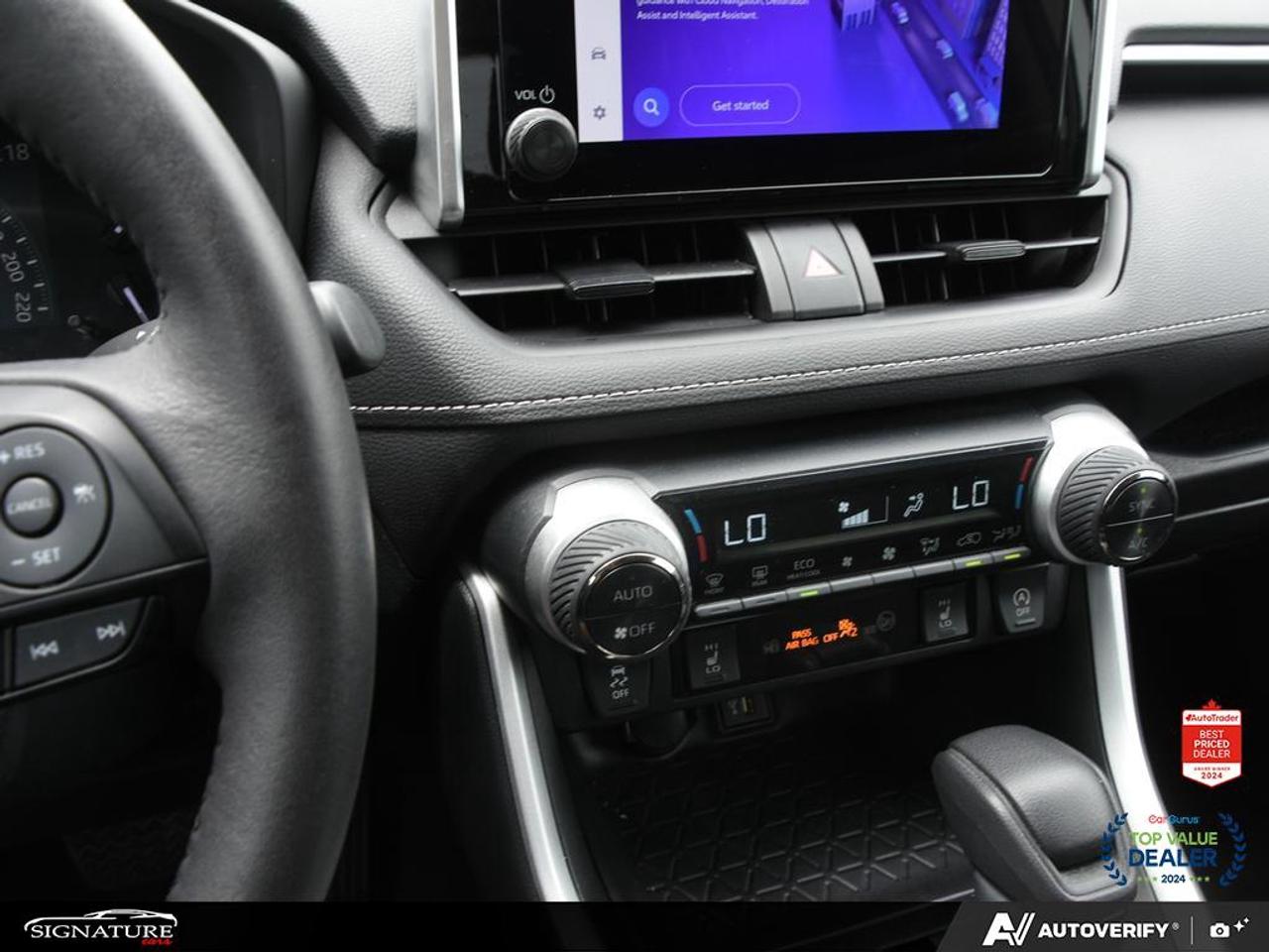 2024 Toyota RAV4 XLE AWD No Accident Sunroof Carplay BSM Photo