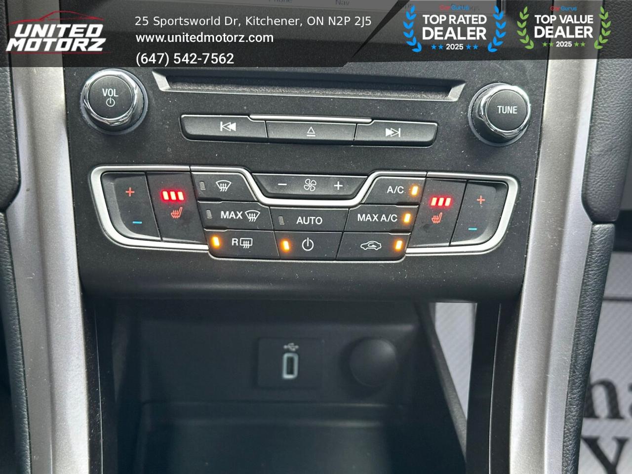 2017 Ford Fusion SE~SAFETY CERTIFIED~LOW KMS Photo