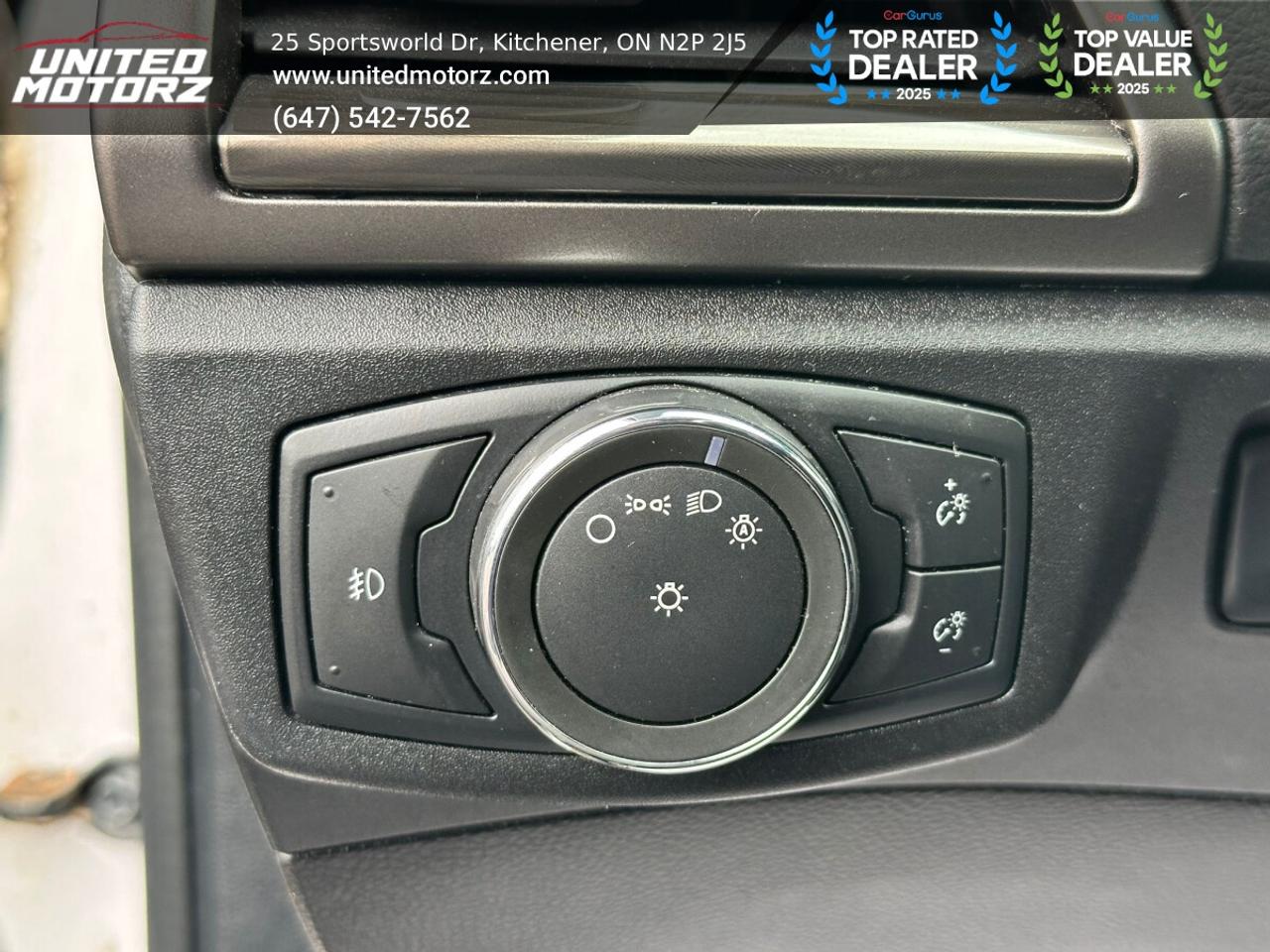 2017 Ford Fusion SE~SAFETY CERTIFIED~LOW KMS Photo