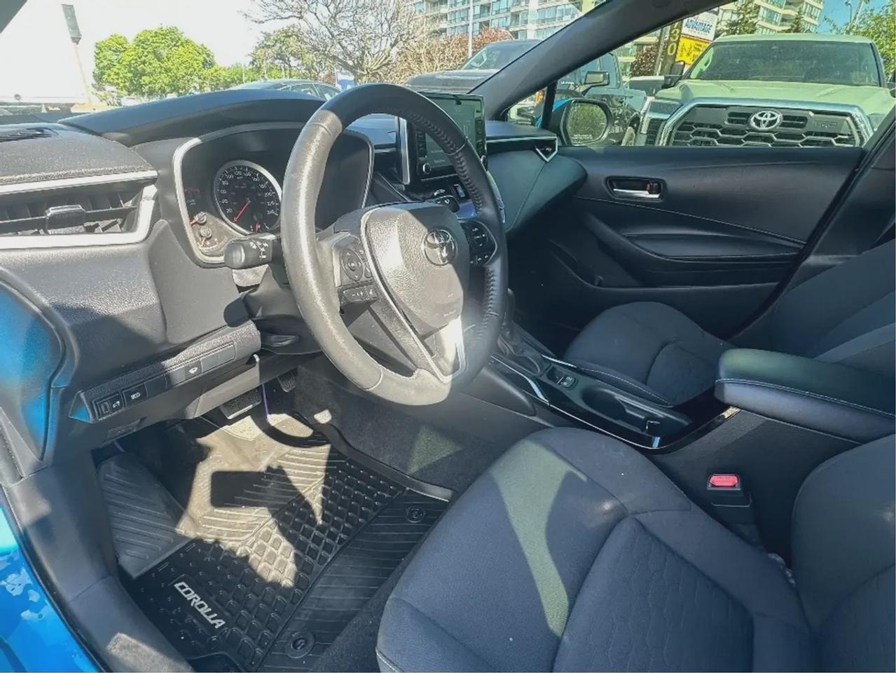2022 Toyota Corolla SE Photo