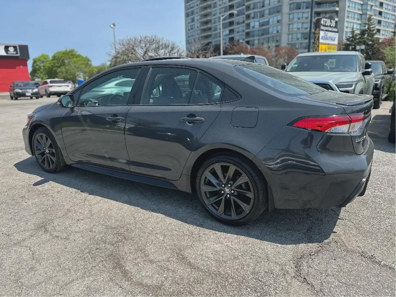 2024 Toyota Corolla SE Photo