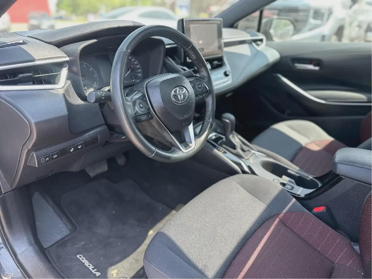 2024 Toyota Corolla SE Photo