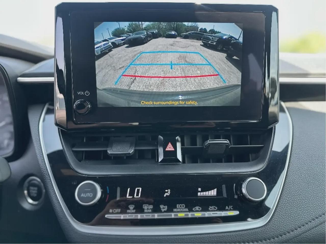 2024 Toyota Corolla SE Photo