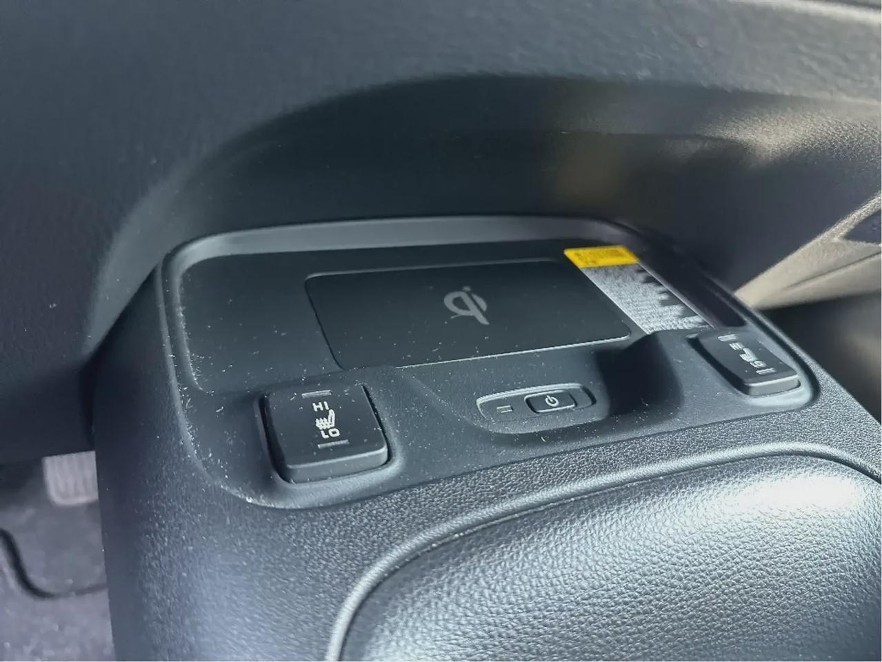 2024 Toyota Corolla SE Photo
