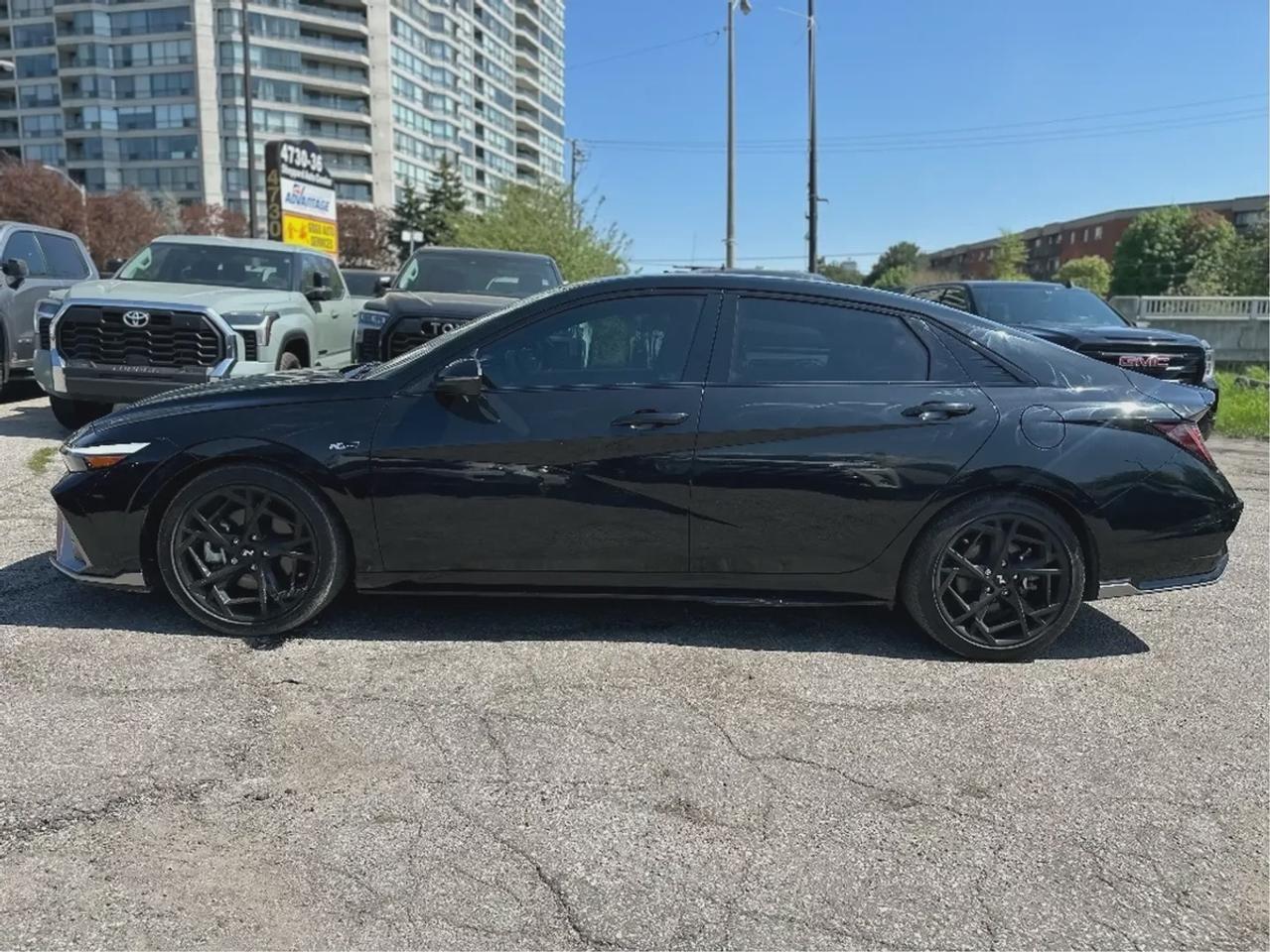 2025 Hyundai Elantra N LINE Photo3