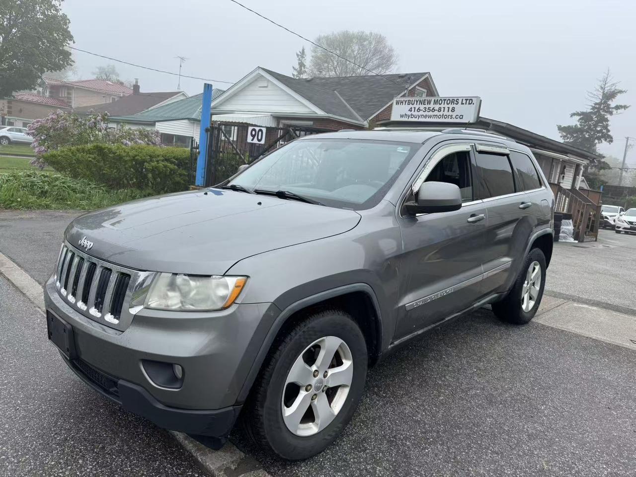 2012 Jeep Grand Cherokee 4WD 4Dr Laredo