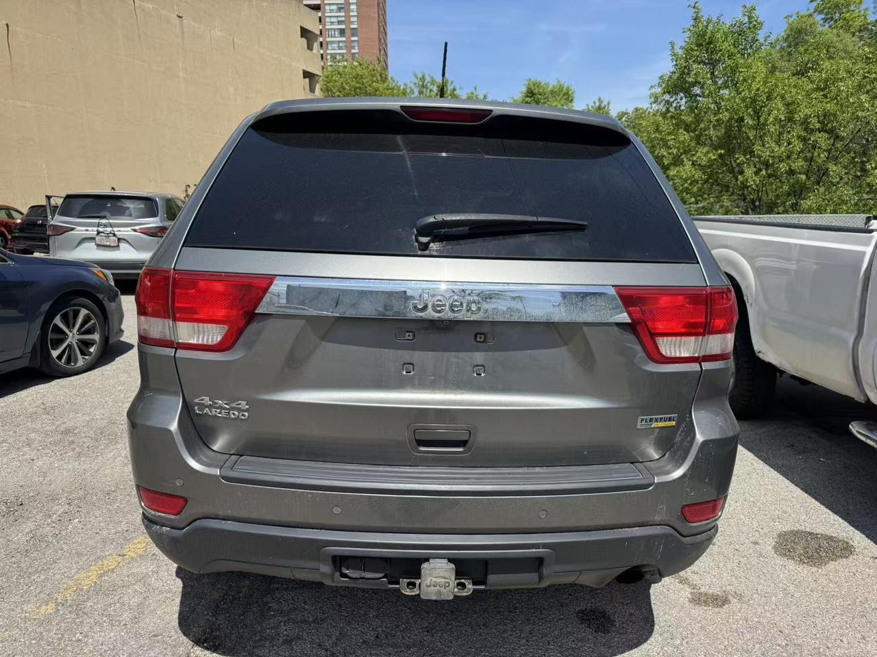 2012 Jeep Grand Cherokee 4WD 4Dr Laredo Photo