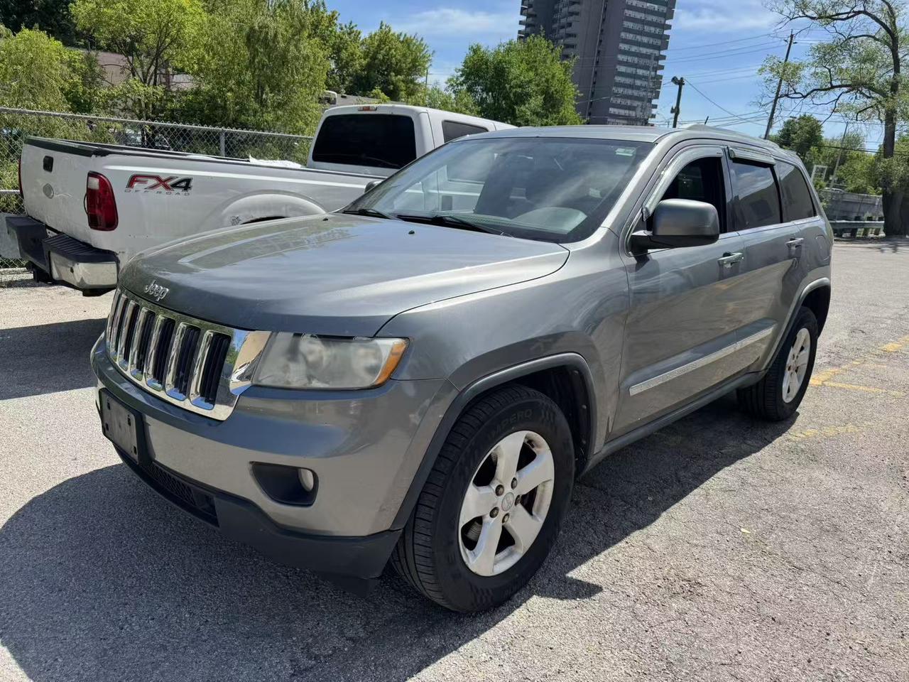 2012 Jeep Grand Cherokee 4WD 4Dr Laredo Photo