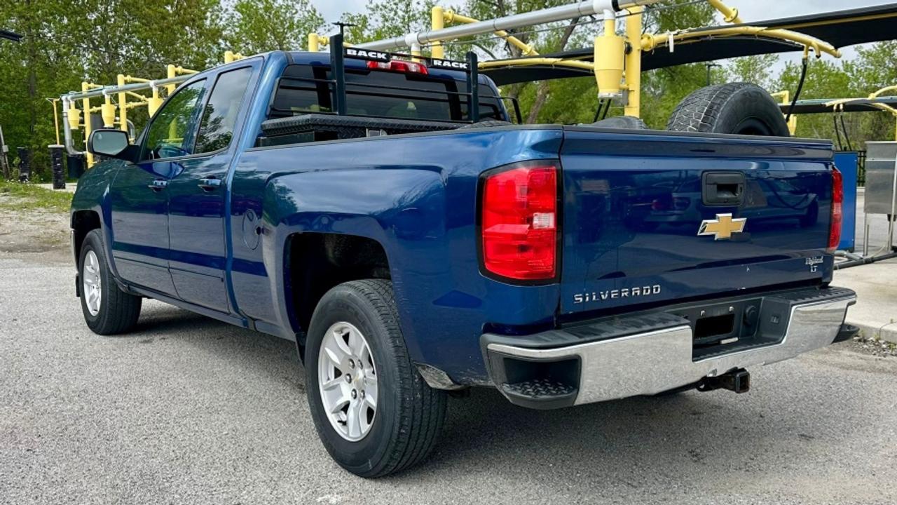 2018 Chevrolet Silverado 1500 MINT CONDITION LT Photo