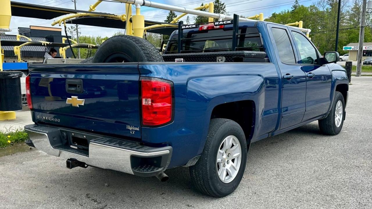 2018 Chevrolet Silverado 1500 MINT CONDITION LT Photo