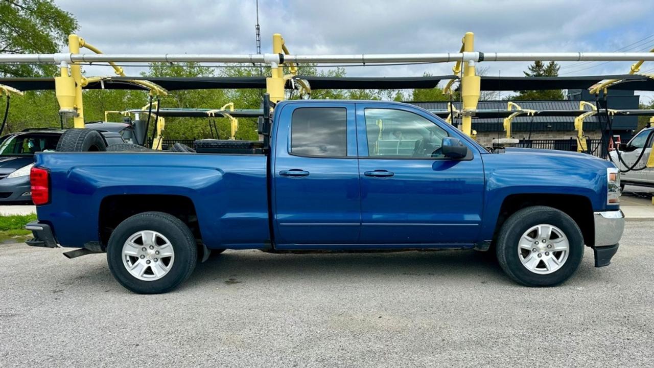 2018 Chevrolet Silverado 1500 MINT CONDITION LT Photo