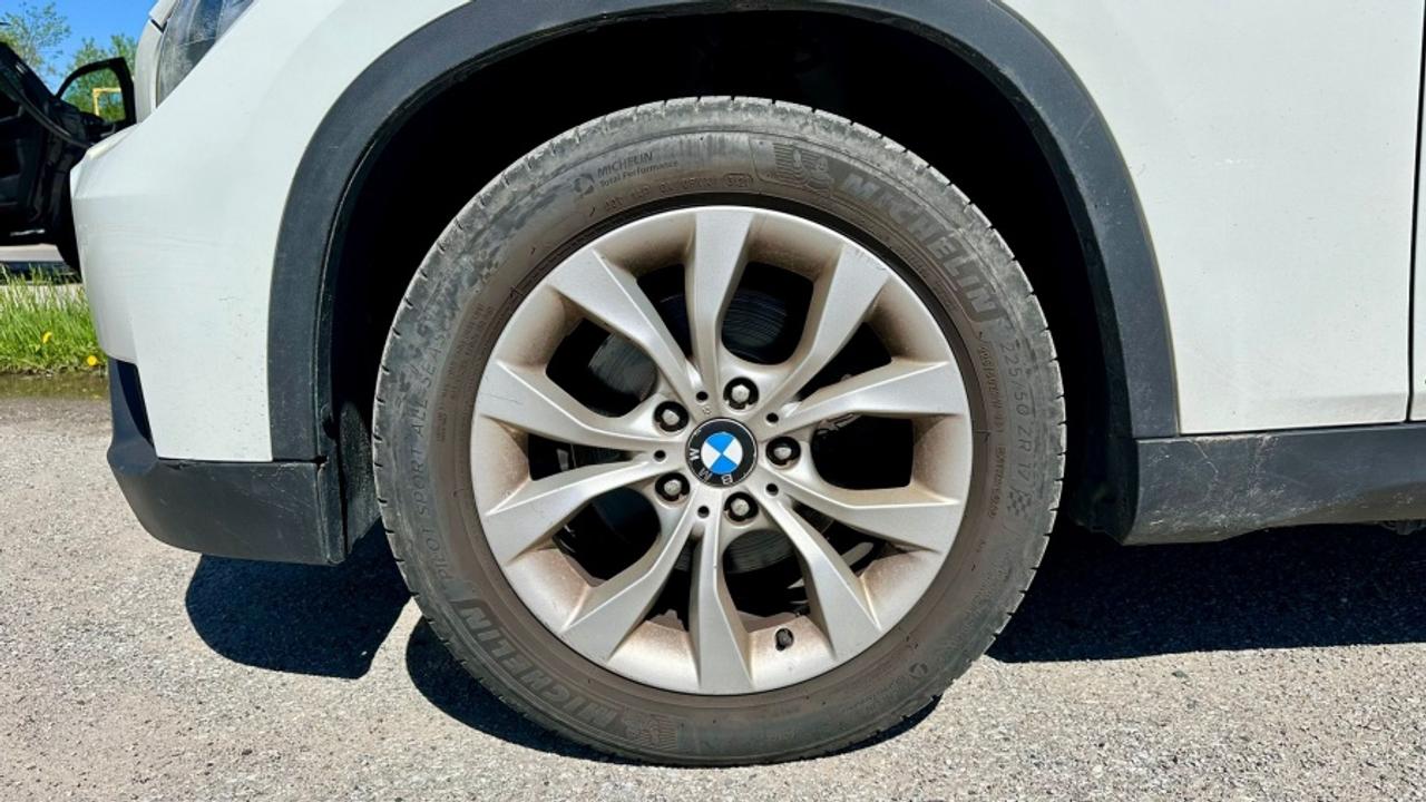 2014 BMW X1 xDrive28i Photo