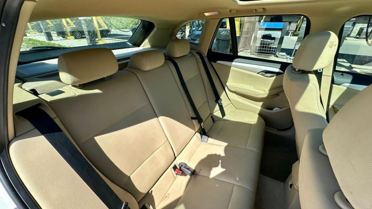 2014 BMW X1 xDrive28i Photo