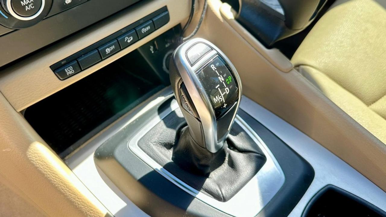 2014 BMW X1 xDrive28i Photo