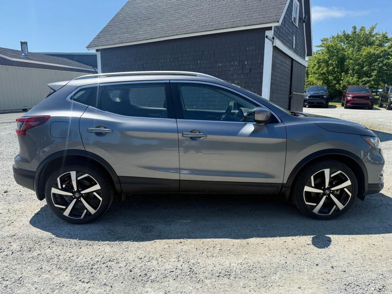 2023 Nissan Qashqai SV Photo3