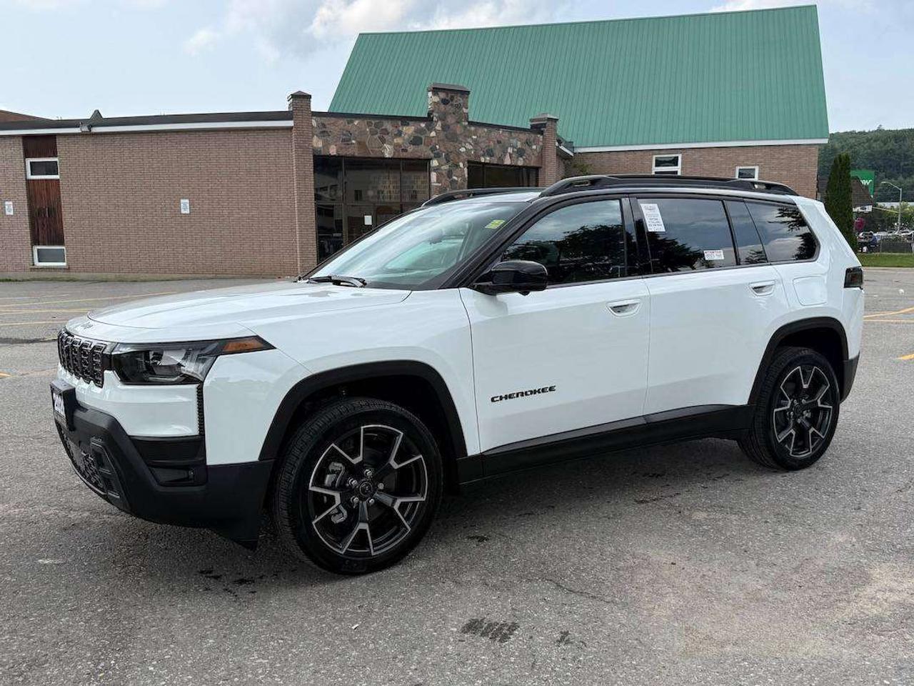 2026 Jeep Cherokee Overland 4x4 Photo
