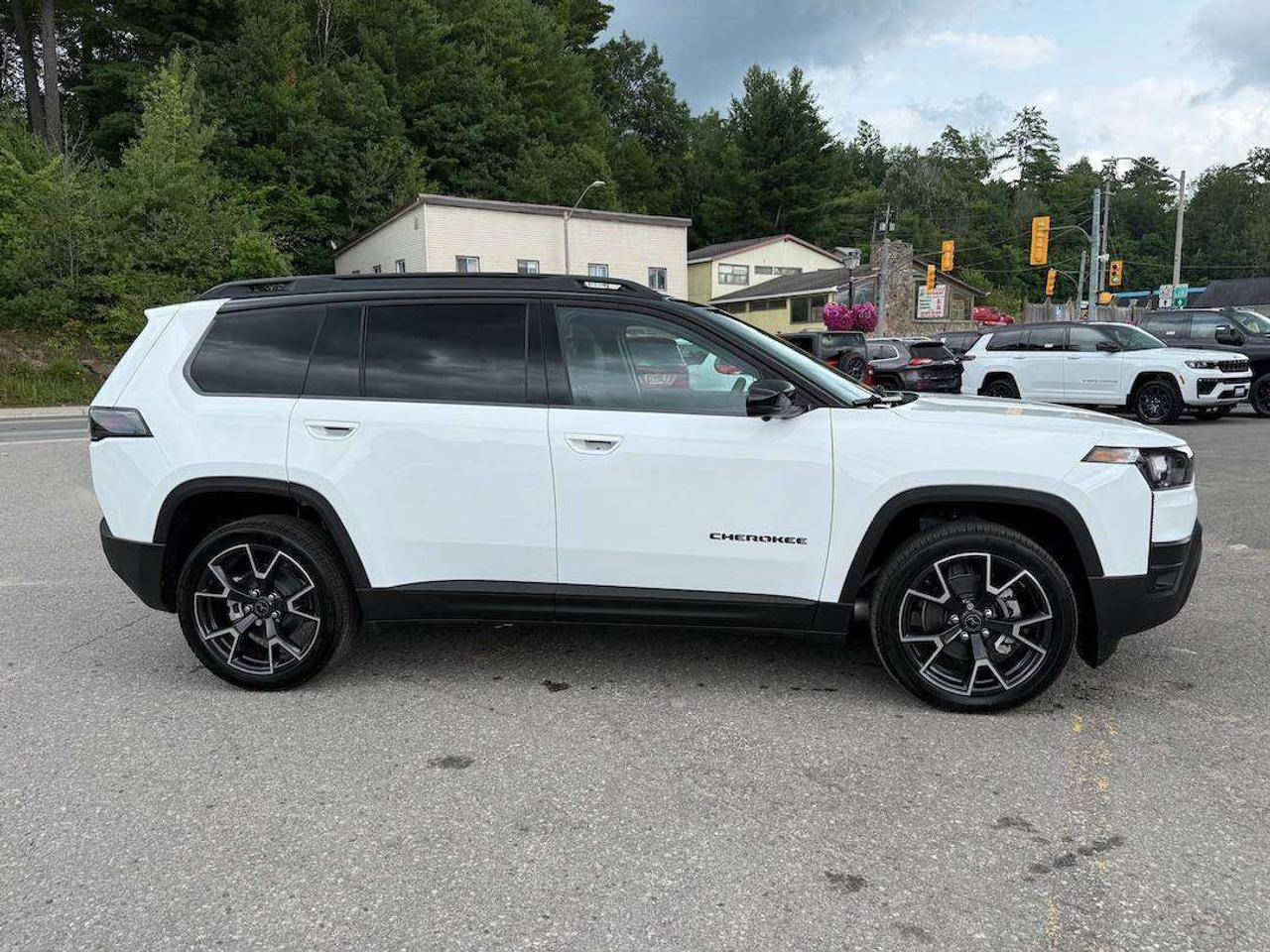 2026 Jeep Cherokee Overland 4x4 Photo
