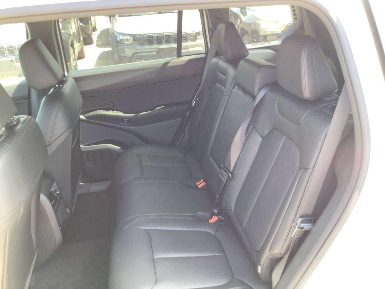 2026 Jeep Cherokee LIMITED 4x4 | Turbo HYBRID | Pano Roof | Leather Photo