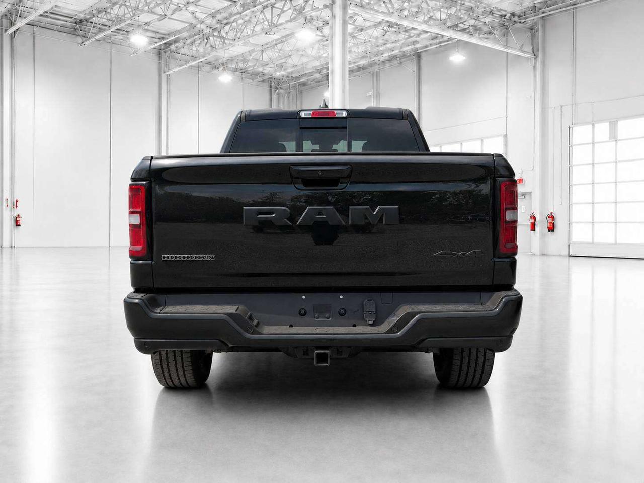 2026 RAM 1500 BIG HORN CREW | Level 1 | Night Edition Photo