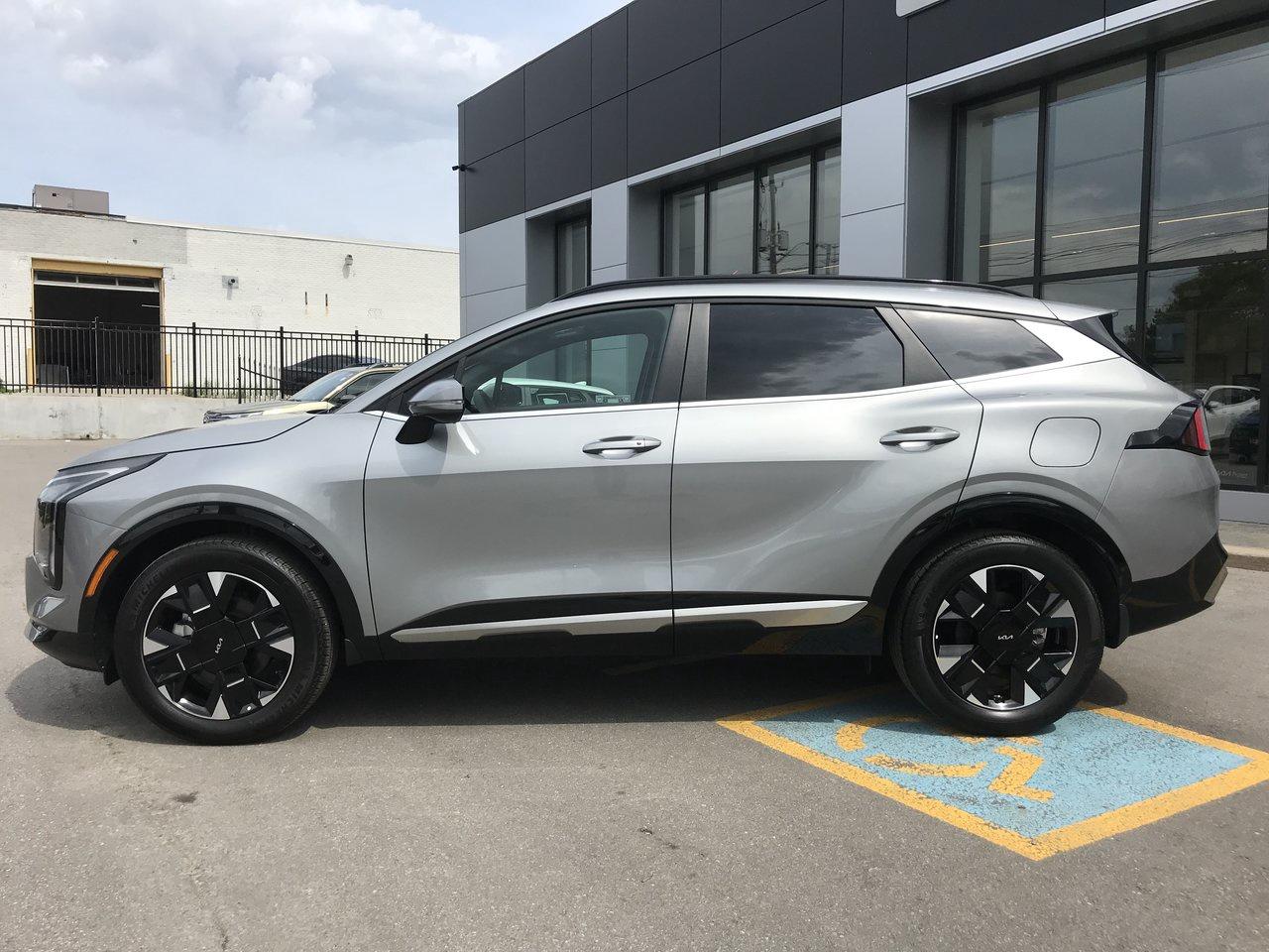 2026 Kia Sportage EX Premium Pkg.   Clean Carfax   No Accidents Photo