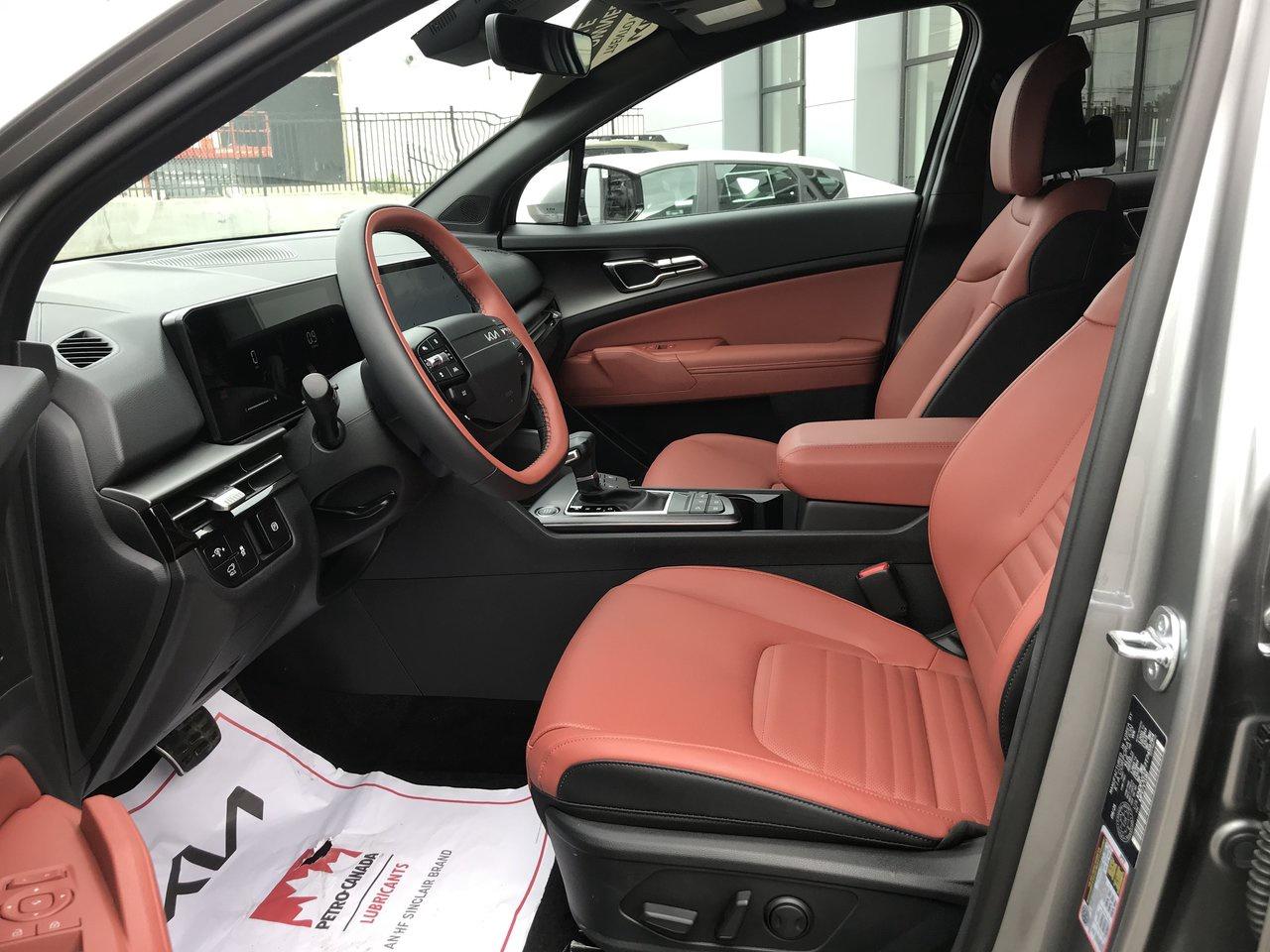 2026 Kia Sportage EX Premium Pkg.   Clean Carfax   No Accidents Photo