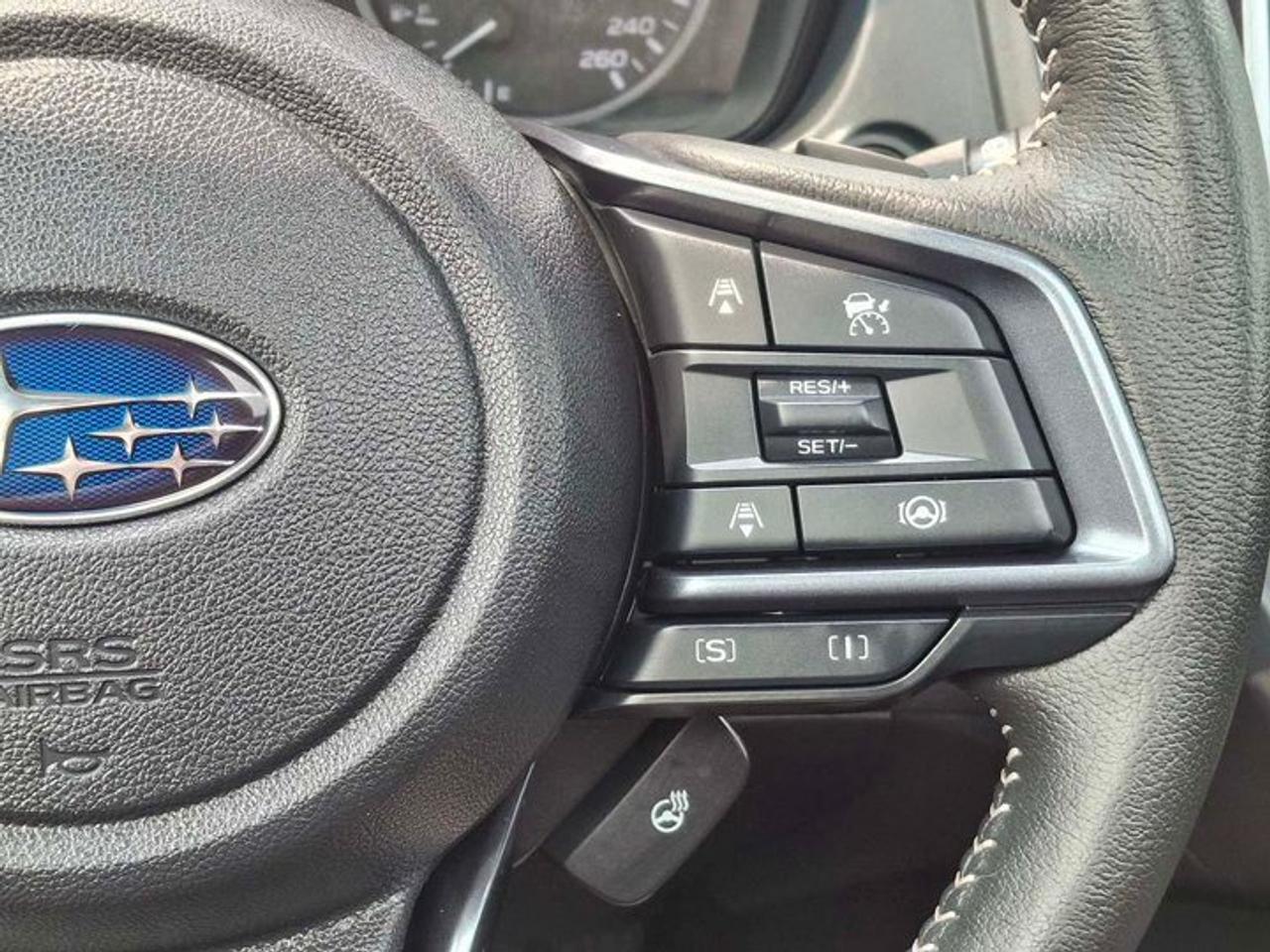 2025 Subaru Forester Limited AWD | Leather | Sunroof | Nav | Harman Kardon Audio | Heated Wheel + seats | and More ! Photo