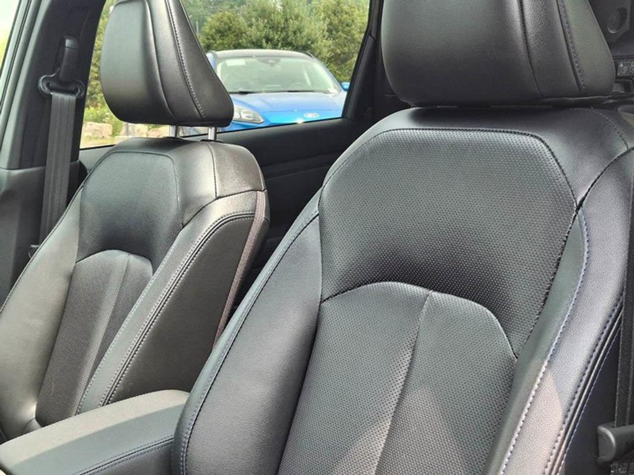 2025 Subaru Forester Limited AWD | Leather | Sunroof | Nav | Harman Kardon Audio | Heated Wheel + seats | and More ! Photo