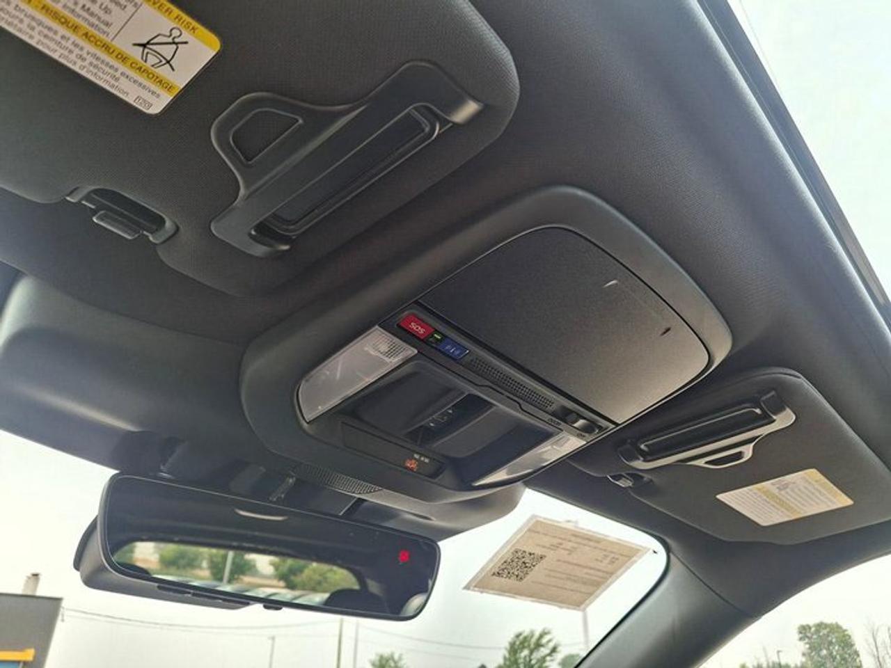 2025 Subaru Forester Limited AWD | Leather | Sunroof | Nav | Harman Kardon Audio | Heated Wheel + seats | and More ! Photo