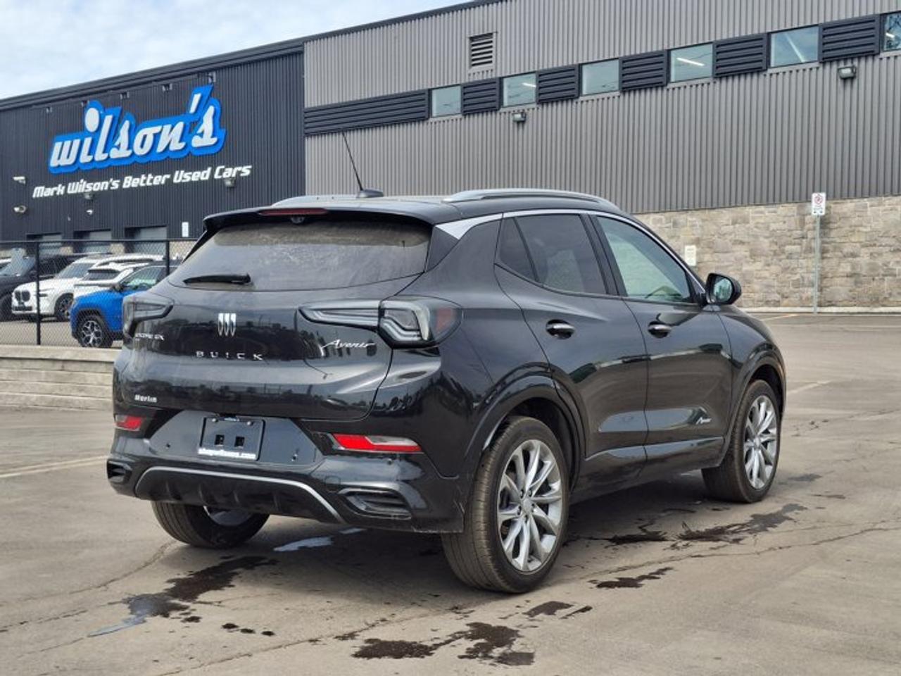 2024 Buick Encore GX Avenir AWD | Leather | Sunroof | 360 Camera | Adaptive Cruise | Heated Wheel + Seats | and More ! Photo