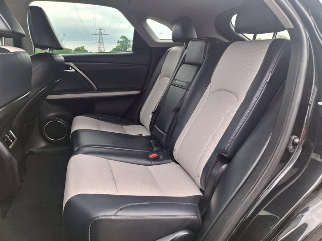 2022 Lexus RX RX 350 Premium AWD | Leather | Sunroof | Heated Seats | Bluetooth | Rear Camera | Power Seat & More! Photo