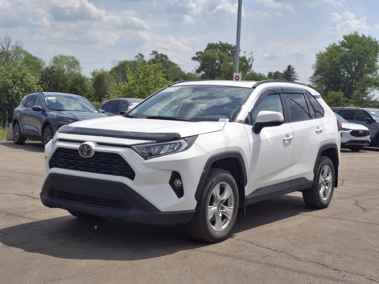 2021 Toyota RAV4 XLE AWD | Sunroof | Heated Wheel + Seats | Power Seat | Radar Cruise | CarPlay + Android | and More! Photo