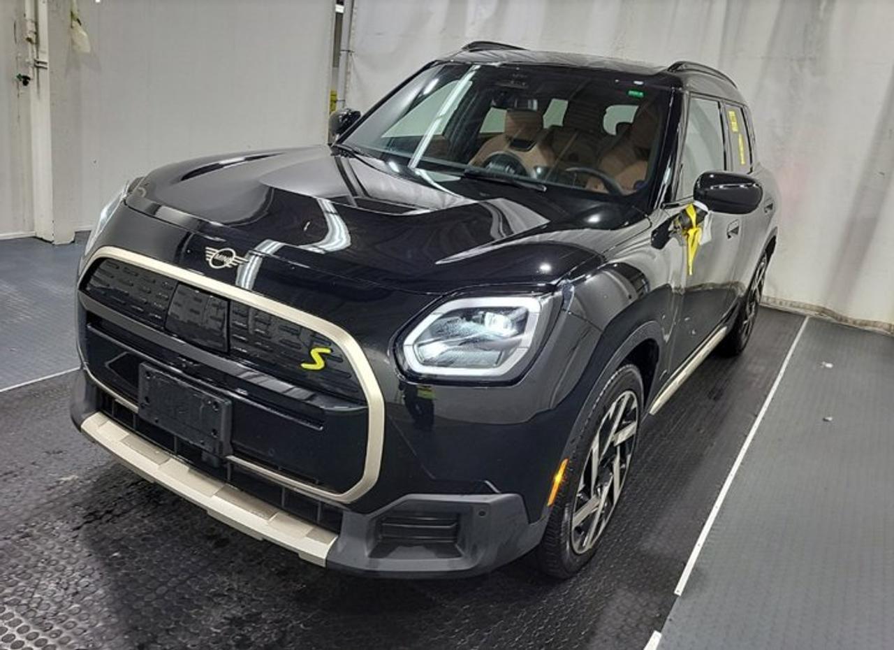 2025 MINI Cooper Countryman SE ALL4 Electric - Leather Bucket Seats | Navi | Adaptive Cruise | Heads Up Display | Sunroof & More Photo0