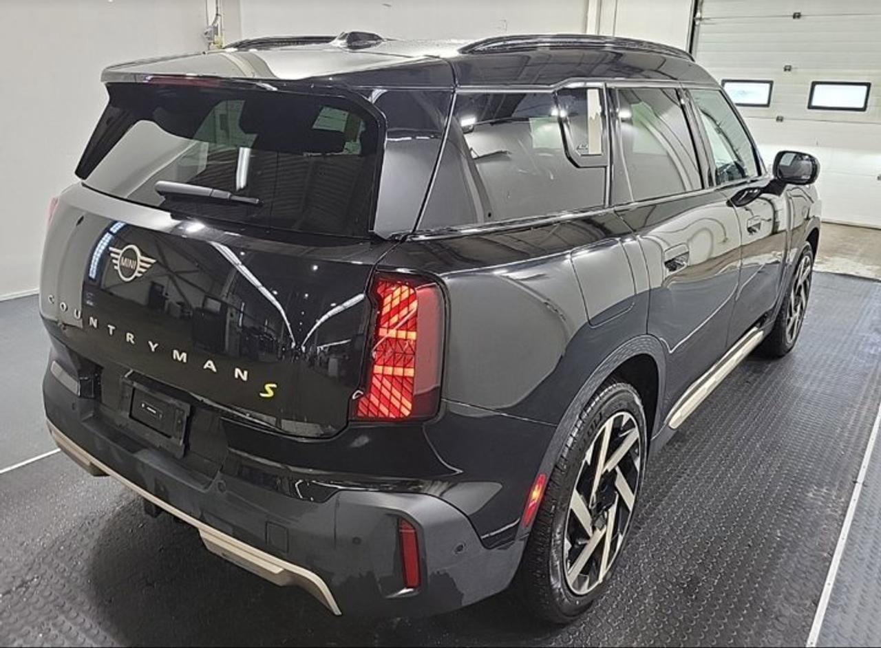 2025 MINI Cooper Countryman SE ALL4 Electric - Leather Bucket Seats | Navi | Adaptive Cruise | Heads Up Display | Sunroof & More Photo